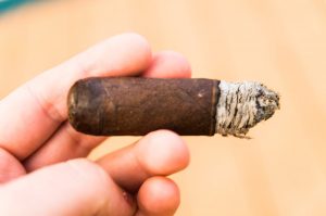 IPCPR Cigar Preview / Quick Review: Man O' War | Dark Aged Maduro