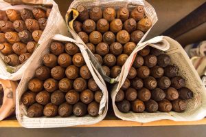 Tips and Tricks: Dry Boxing Your Cigars