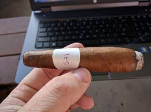 Blind Cigar Review: Padilla | Single Batch Perfecto