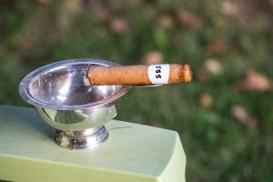 Blind Cigar Review: Hamptons | Sag Harbor “Enigma” Segar