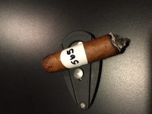 Blind Cigar Review: Macanudo | MAO No. 10