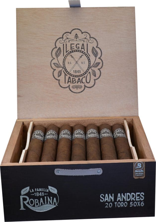 Cigar News: La Familia Robaina Ships Ilegal