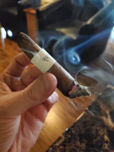 Blind Cigar Review: H. Upmann | Hispaniolaby Jose Mendez Belicoso