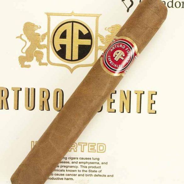 Blind Cigar Review: Arturo Fuente | Especiales Cazadores Natural