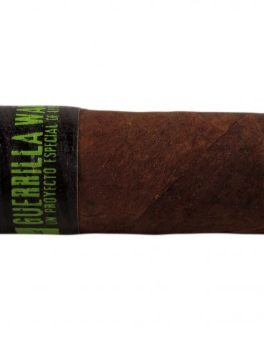 Blind Cigar Review: Viva Republica | Guerrilla Warfare Petit Corona