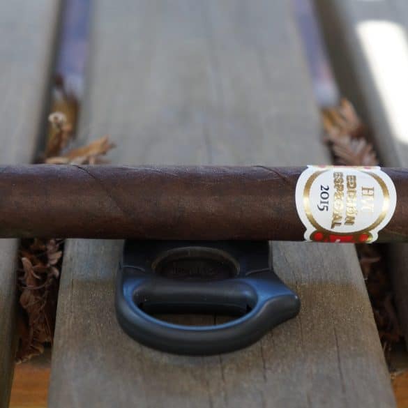 Quick Cigar Review: HVC | Edicion Especial 2015 Toro
