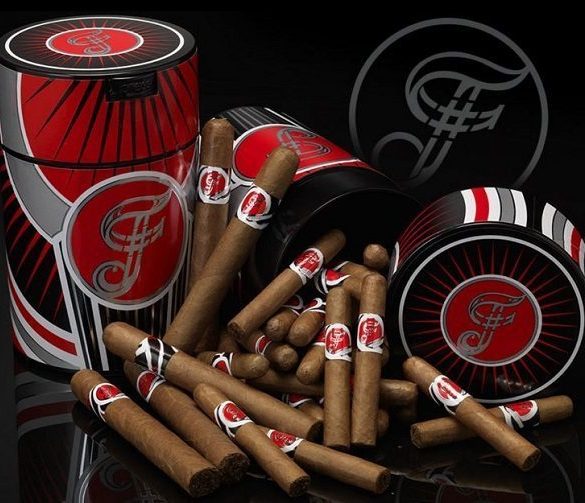 Cigar News: Famous Smoke Shop Announces the Release of their Exclusive Cigar #Famous