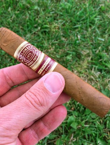 Quick Cigar Review: A. Flores | 1975 Serie Privada Capa Habano