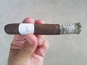 Blind Cigar Review: Joya de Nicaragua | Joya Black Robusto