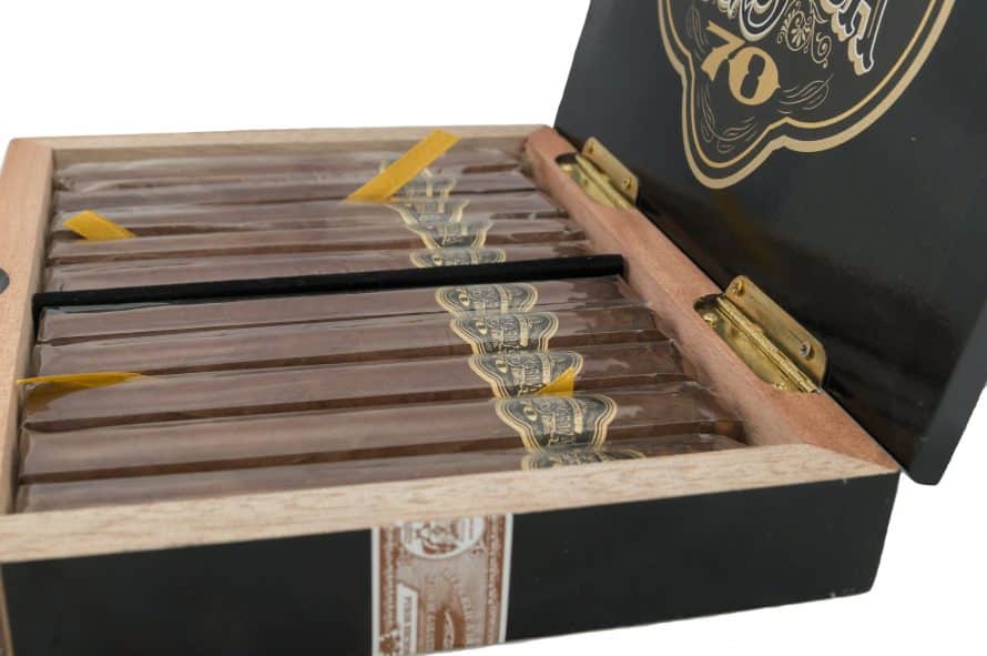 Blind Cigar Review: Quesada | 70th Anniverary Toro