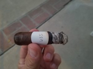 Blind Cigar Review: HR | Blue Petite Edmundo