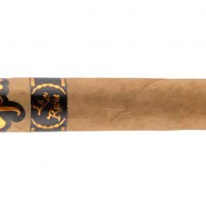 Blind Cigar Review: Epic | La Rubia Churchill