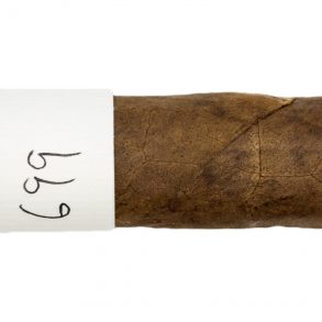 Blind Cigar Review 699