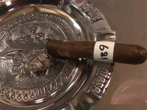 Blind Cigar Review: Dapper | La Madrina Robusto