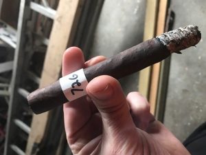 Blind Cigar Review: Crowned Heads | Headley Grange Black Dog Dobles