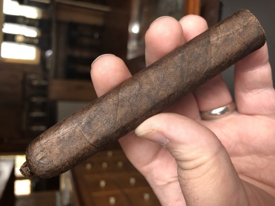 Quick Cigar Review: Foundation | Menelik