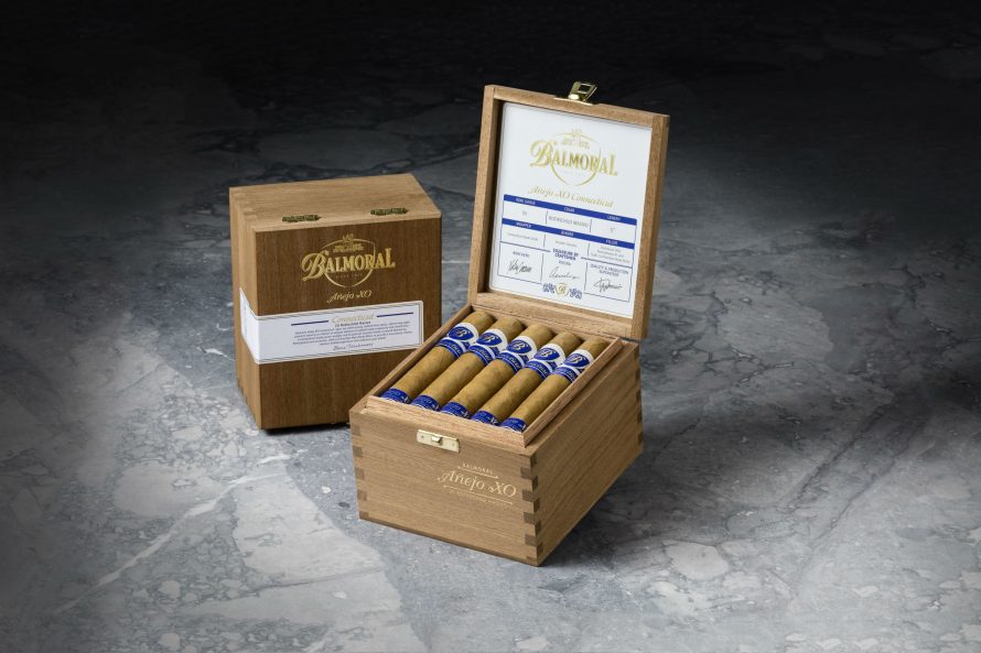 Cigar News: Royal Agio Announces Balmoral Añejo XO Connecticut and Oscuro