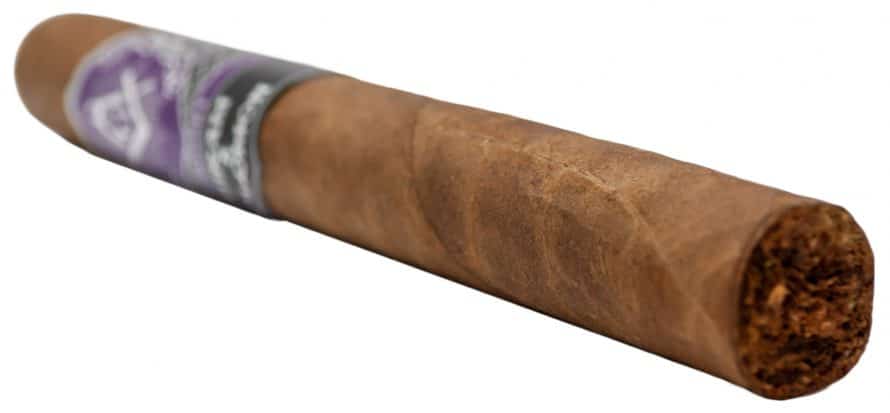 Blind Cigar Review: Hiram & Solomon | Traveling Man Toro