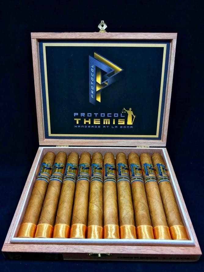 Cigar News: Cubariqueño Announces Protocol Themis Corona Gorda