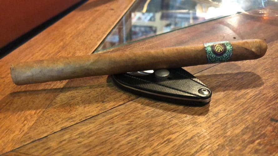 Quick Cigar Review: Warped | Moon Garden Lancero