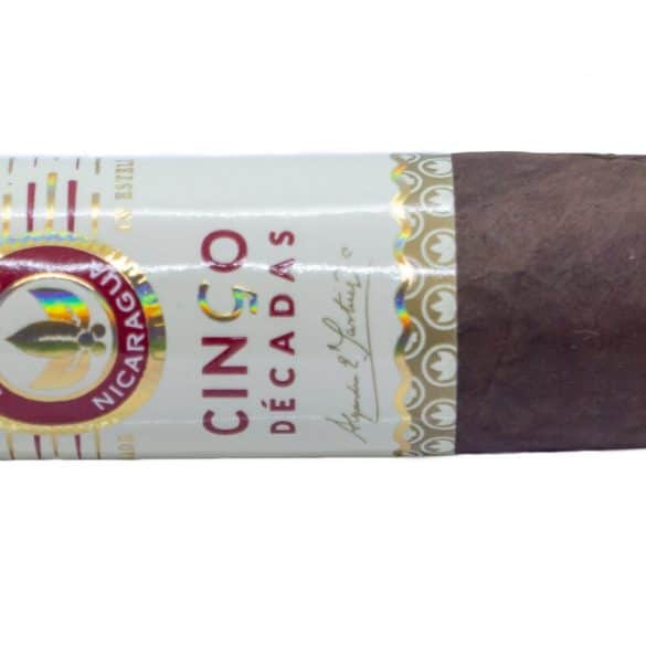 Blind Cigar Review: Joya de Nicaragua | Cinco Décadas Diadema