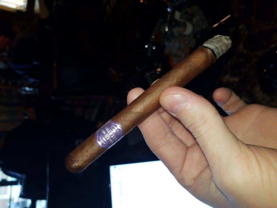 Quick Cigar Review: Warped | La Relatos The First