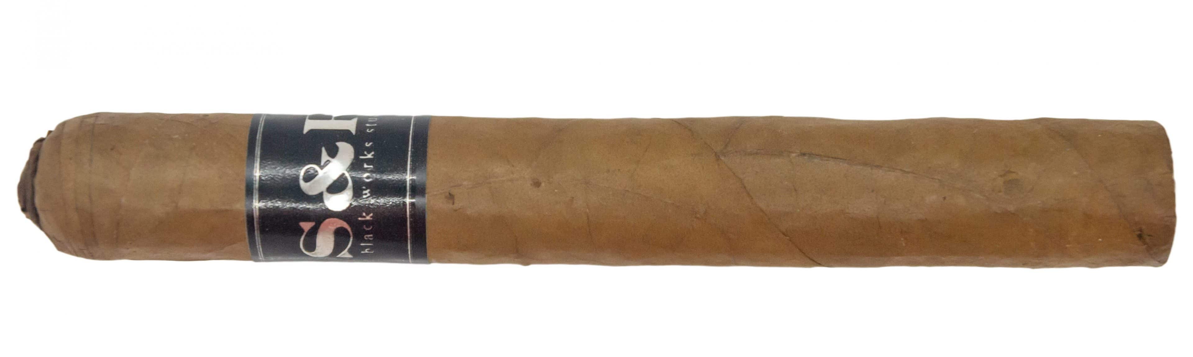 Blind Cigar Review: Black Works Studio | S&R Corona Gorda