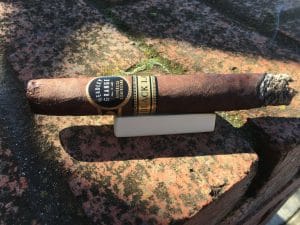 Quick Cigar Review: Crowned Heads | Headley Grange Black Lab LE 2018