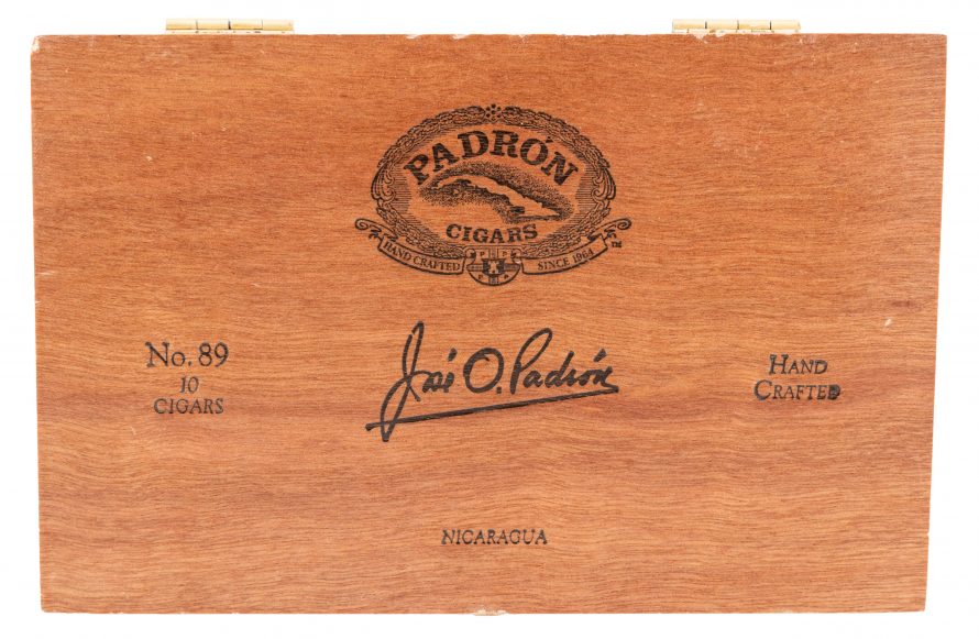 Blind Cigar Review: Padrón | Black Label TAA 2018 No. 89 Natural