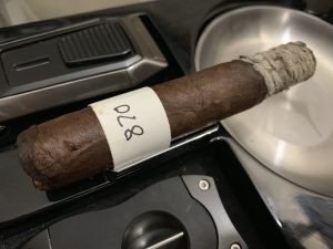 Blind Cigar Review: La Aurora | 107 Maduro Robusto