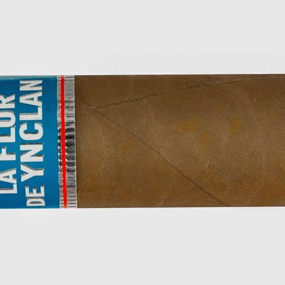 Cigar News: Villiger Adds La Flor de Ynclan Toro