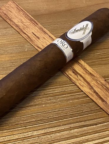 Quick Cigar Review: Davidoff | Oro Blanco