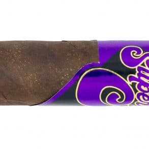 Blind Cigar Review: Oscar Valladares | Superfly Toro