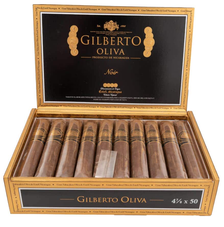 Blind Cigar Review: Oliva | Gilberto Reserva Noir Robusto