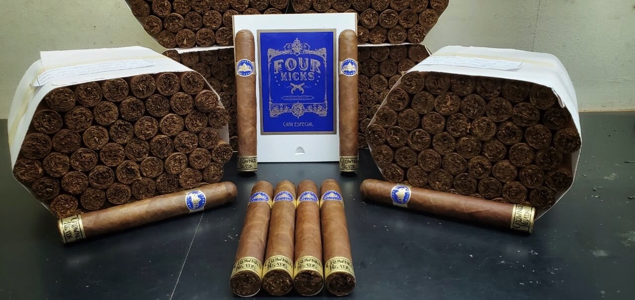 Cigar News: Crowned Heads Announces Four Kicks Capa Especial