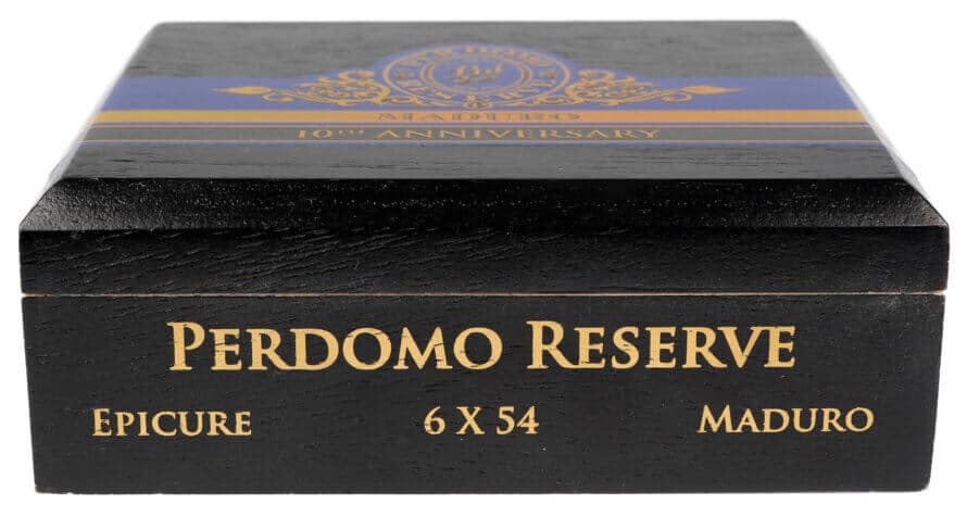 Blind Cigar Review: Perdomo | Reserve 10th Anniversary Box-Pressed Maduro Epicure