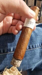 Blind Cigar Review: Crowned Heads | Mil Días Edmundo