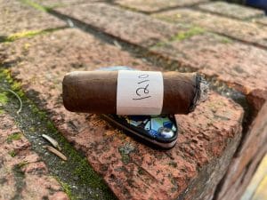 Lampert 1675 Edición AZUL Robusto - Blind Cigar Review