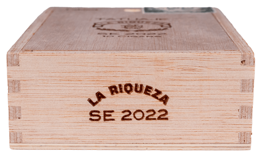 Tatuaje La Riqueza SE 2022 - Blind Cigar Review