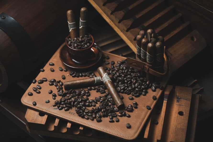 Favilli & Fabien Ziegler Announce Announce "Coffee & Cigars" - Cigar News