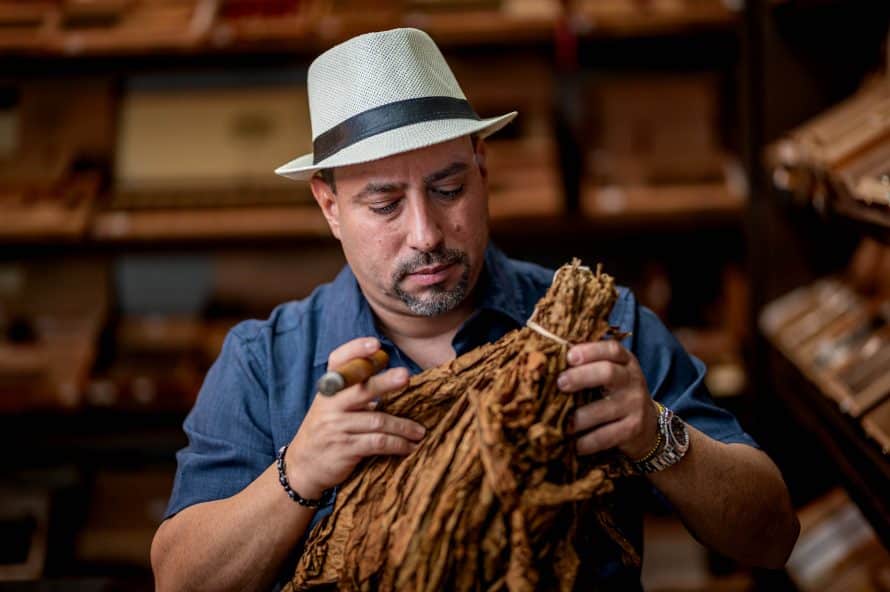 Santana Cigars Announce First Line - Cigar News