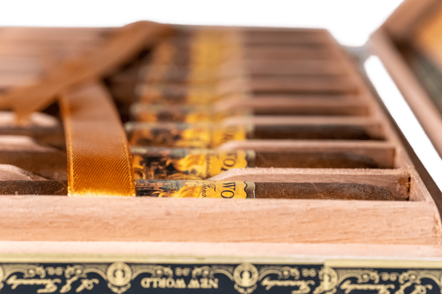 AJ Fernandez New World Dorado Toro - Blind Cigar Review